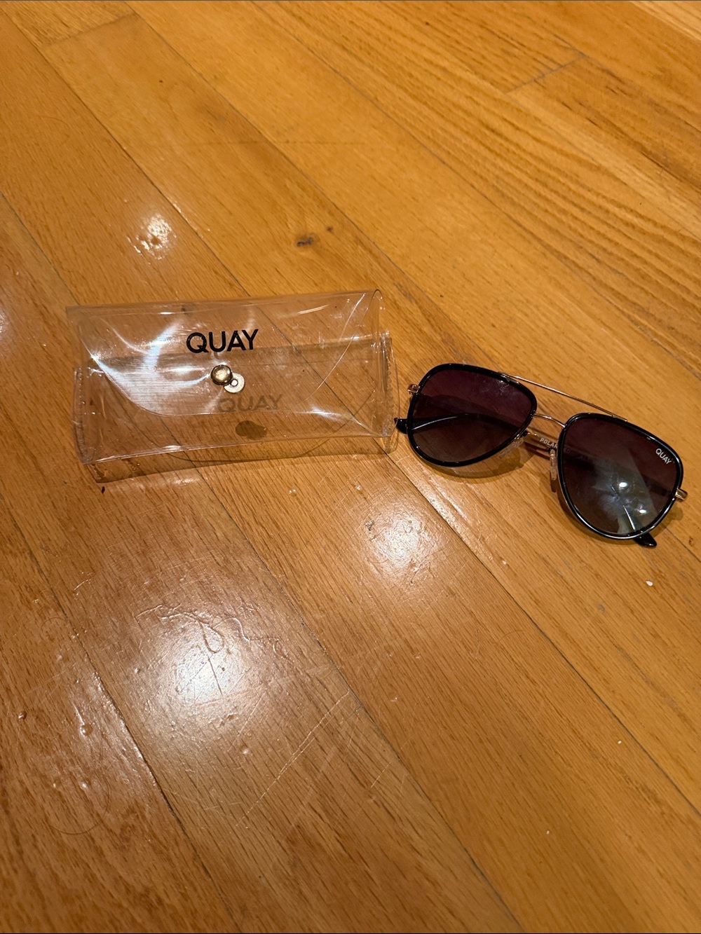 Quay Australia Men’s Black Aviator Sunglasses with Dark Gradient Lenses